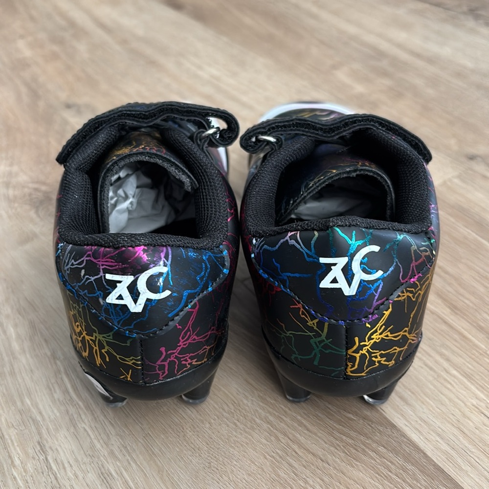 Amazon Kids Shoes - Black with Multicolor Lightning - Picture 3 of 4